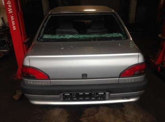 Peugeot 306