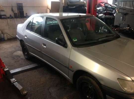 Peugeot 306