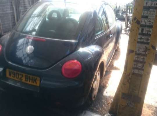Volkswagen NEW Beetle (9C)