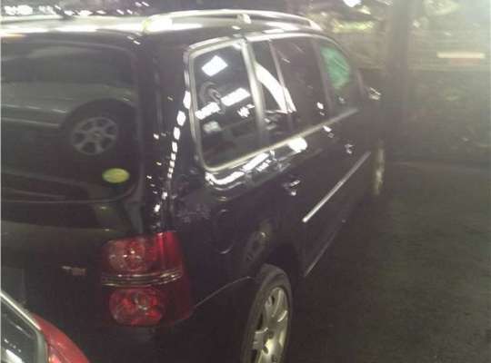 Volkswagen Touran I (1T)