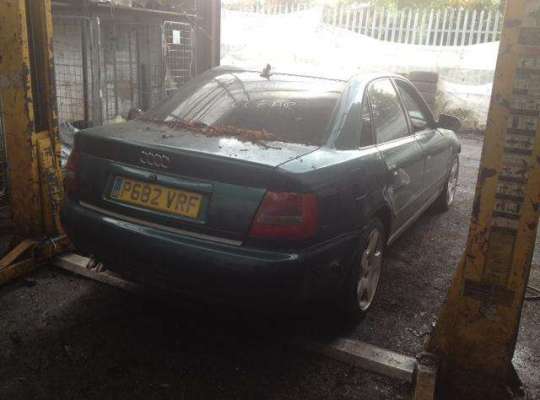 Audi A4 (8D, B5)