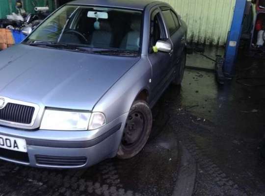 Skoda Octavia Tour (1U)