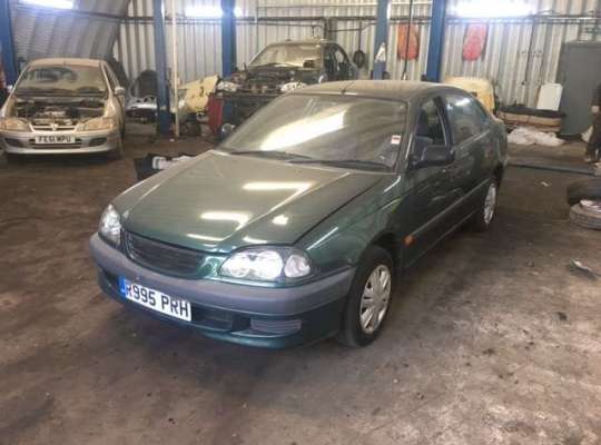 Toyota Avensis I