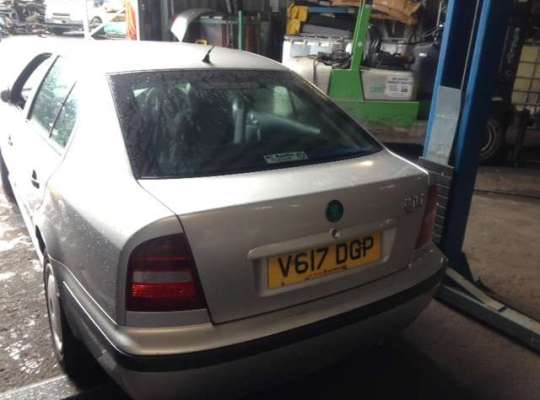 Skoda Octavia Tour (1U)