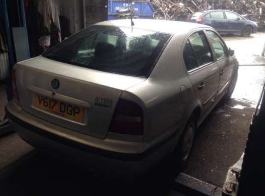Skoda Octavia Tour (1U)