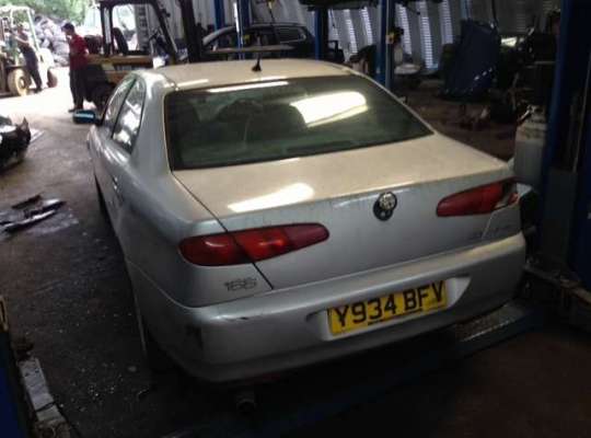 Alfa Romeo 166 (936)