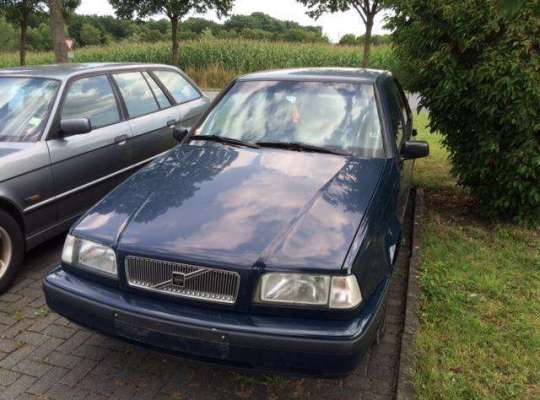 Volvo 440 (445)