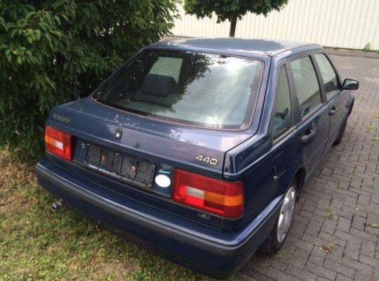 Volvo 440 (445)