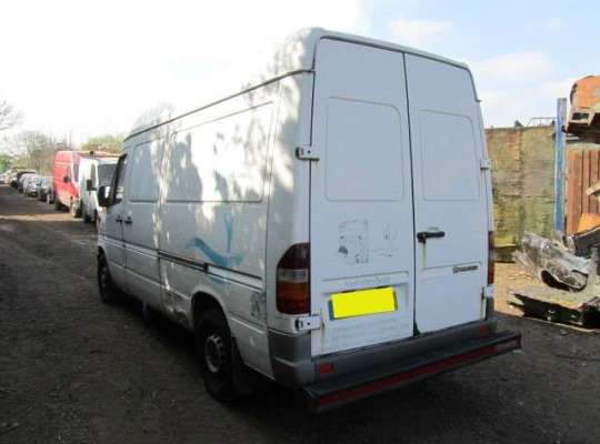 Mercedes-Benz Sprinter (903)