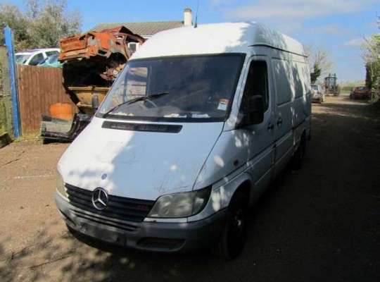 Mercedes-Benz Sprinter (903)