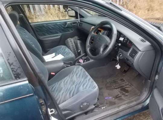 Toyota Carina E T19