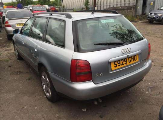 Audi A4 (8D, B5)