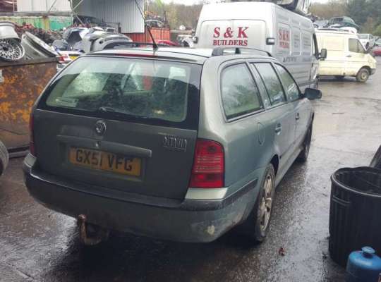 Skoda Octavia Tour (1U)
