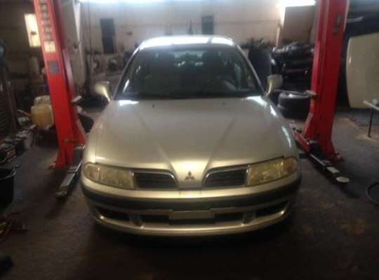 Mitsubishi Carisma
