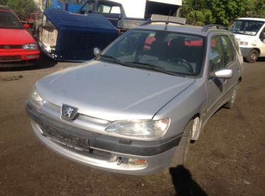 Peugeot 306