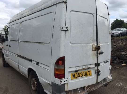 Mercedes-Benz Sprinter (903)