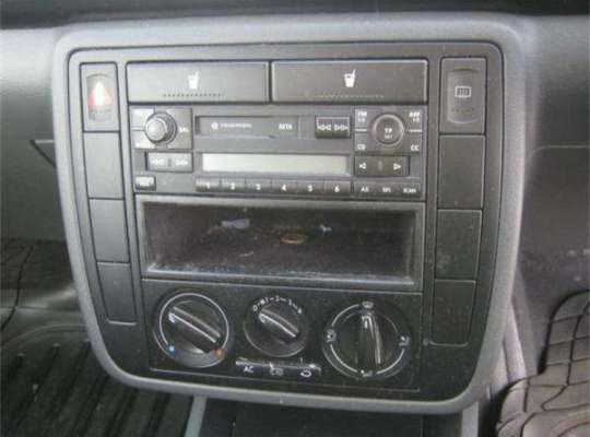 Volkswagen Sharan (7M)