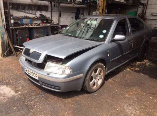 Skoda Octavia Tour (1U)