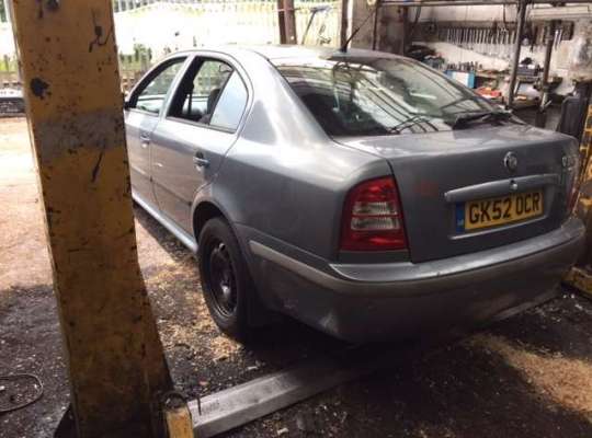Skoda Octavia Tour (1U)