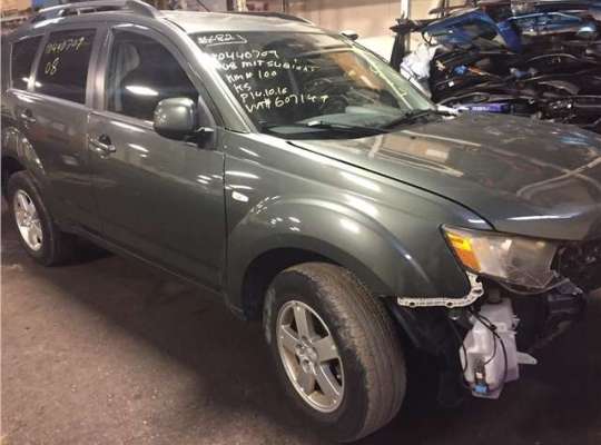 Mitsubishi Outlander XL