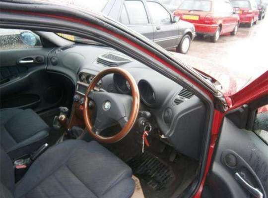 Alfa Romeo 156 (932)