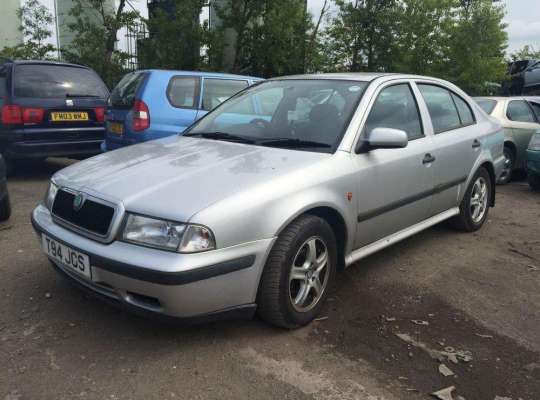 Skoda Octavia Tour (1U)