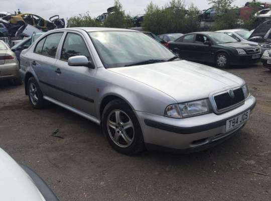 Skoda Octavia Tour (1U)