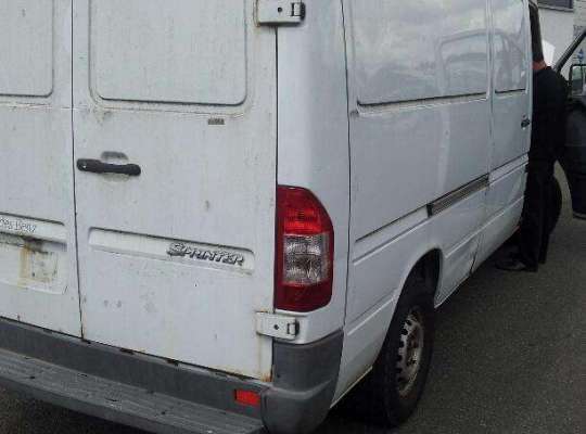 Mercedes-Benz Sprinter (903)