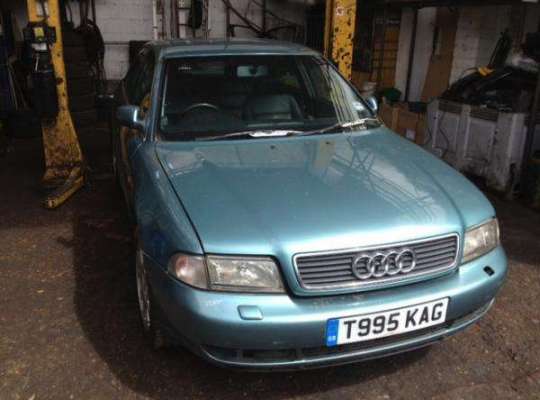 Audi A4 (8D, B5)