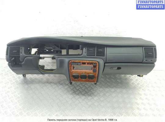 Панель передняя салона (Торпедо) на Opel Vectra B 