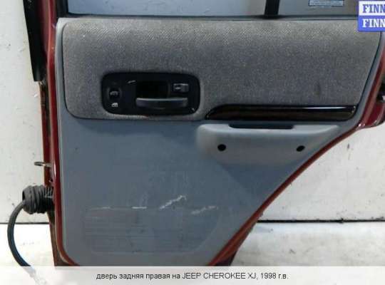 Дверь боковая на Jeep Cherokee I (XJ)