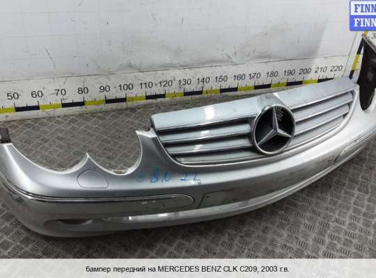 Бампер передний на Mercedes-Benz CLK (W209) 