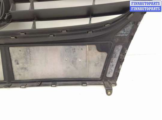 купить Решетка радиатора на Volkswagen Touran (1T) 2003 - 2010
