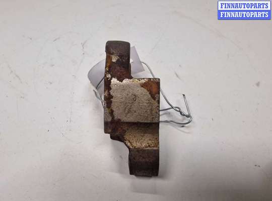 купить Скоба (кронштейн) крепления форсунки на Peugeot 308 2007 - 2019