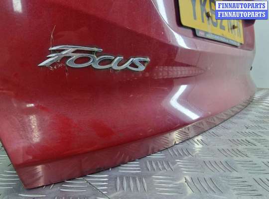 Крышка багажника на Ford Focus III