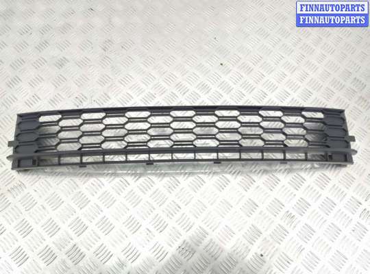 купить Заглушка (решетка) в бампер передний на Skoda 1 поколение (2012-2017)