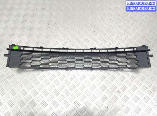 купить Заглушка (решетка) в бампер передний на Skoda 1 поколение (2012-2017)