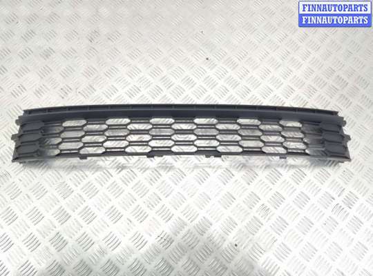 купить Заглушка (решетка) в бампер передний на Skoda 1 поколение (2012-2017)