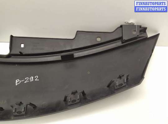 купить Накладка замка капота на Nissan Note (E11) 2005 - 2013