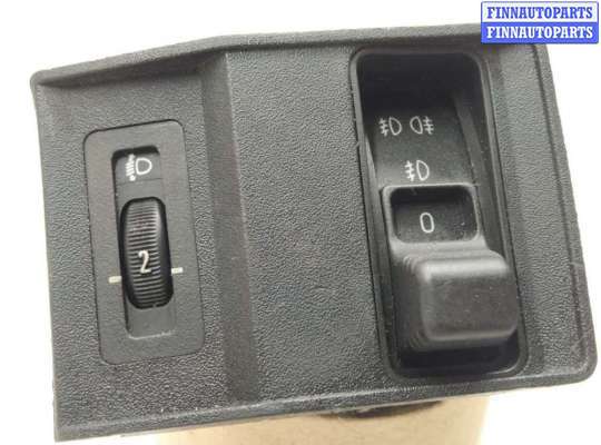 купить Кнопка противотуманных фар на BMW 5 E34 3 поколение (1987-1996)