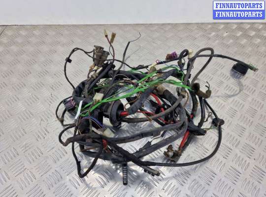 купить Проводка двигателя на Audi 80 B3 (8A) 1986 - 1991