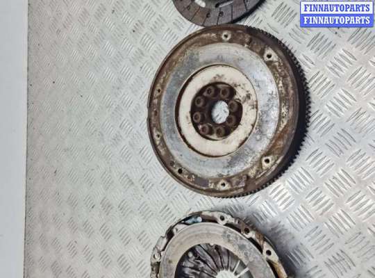 купить Маховик на Renault Trafic II 2001 - 2014