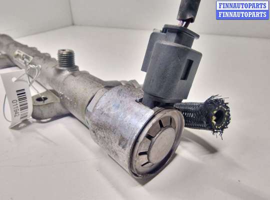 Рампа (рейка) топливная на Mercedes-Benz C (W204)