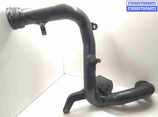 купить Патрубок интеркулера на Volkswagen Passat B6 (3C) 2005 - 2010