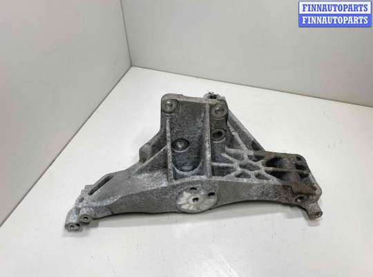 купить Кронштейн компрессора кондиционера на Alfa Romeo Giulietta 3 поколение (2010-2016)