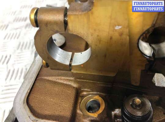 купить Головка блока цилиндров на BMW 5 E60/E61 5 поколение (2002-2007)