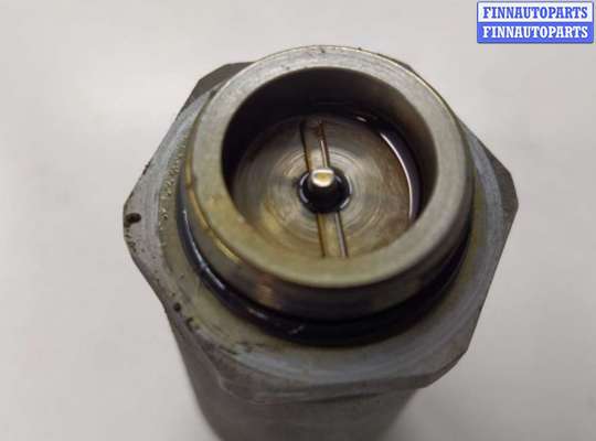 купить Клапан фазорегулятора на BMW 5 E60/E61 5 поколение (2002-2007)