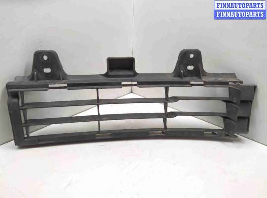 купить Заглушка (решетка) в бампер передний на Toyota Land Cruiser VII (J200) 2007 - наст. время