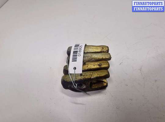 купить Скоба (кронштейн) крепления форсунки на Citroen C4 Picasso (UD) 2006 - 2013