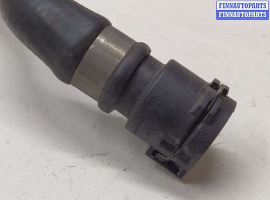 купить Патрубок (трубопровод, шланг) на BMW 3 E90/E91/E92/E93 5 поколение (2005-2013)